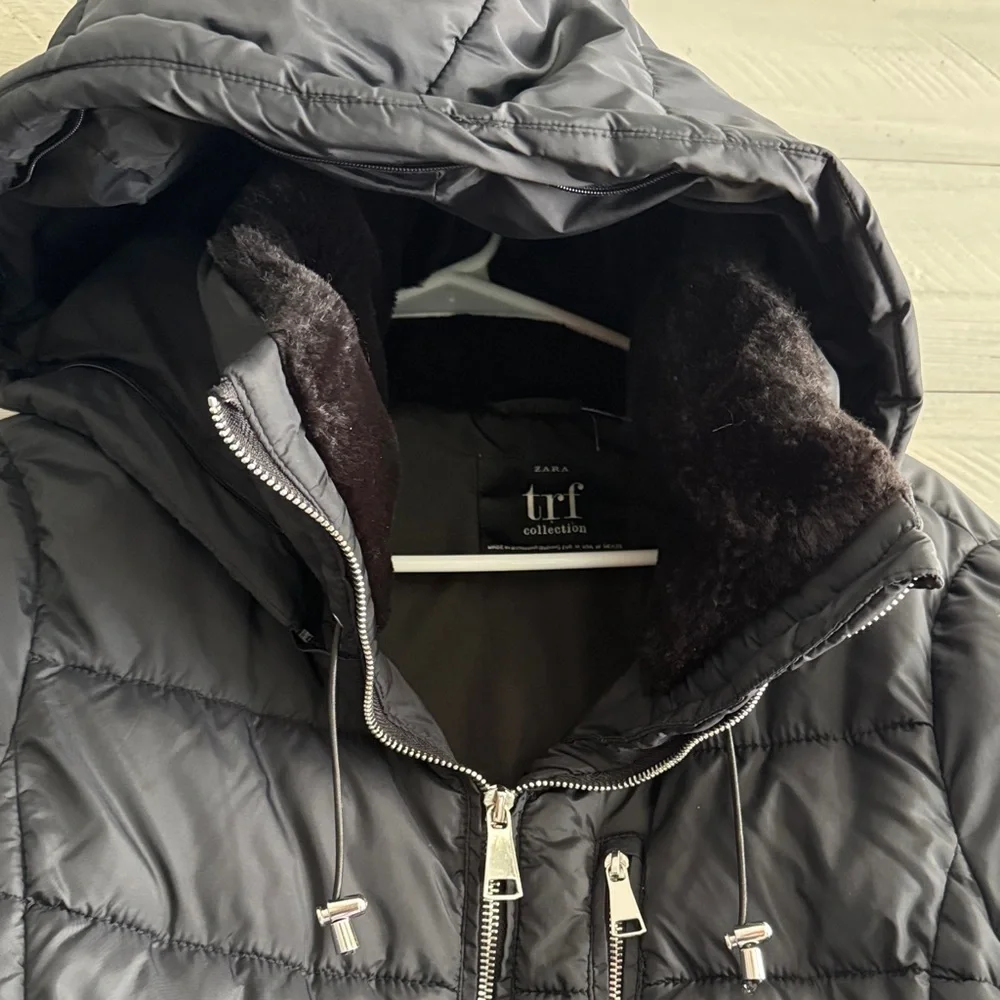 Zara Black Hooded Puffer Jacket - Picture 3 of 11